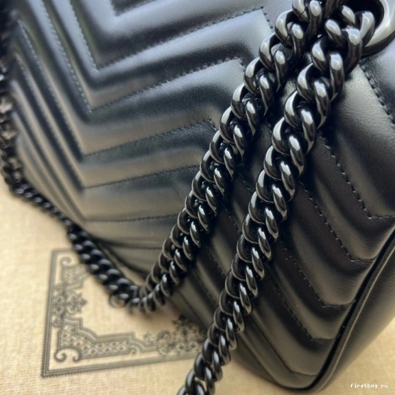 First bag ru Gucci GG Marmont 26CM 0710